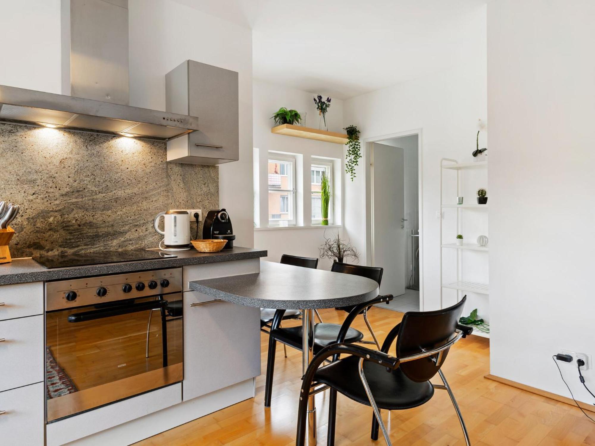 Apartment In Innsbruck Near Ambras Castle Екстериор снимка