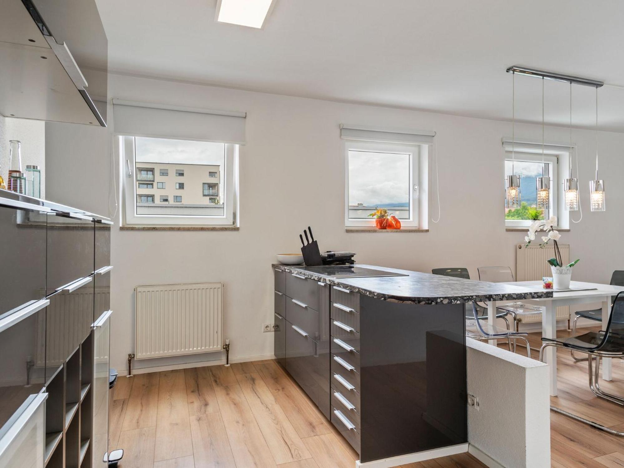 Apartment In Innsbruck Near Ambras Castle Екстериор снимка
